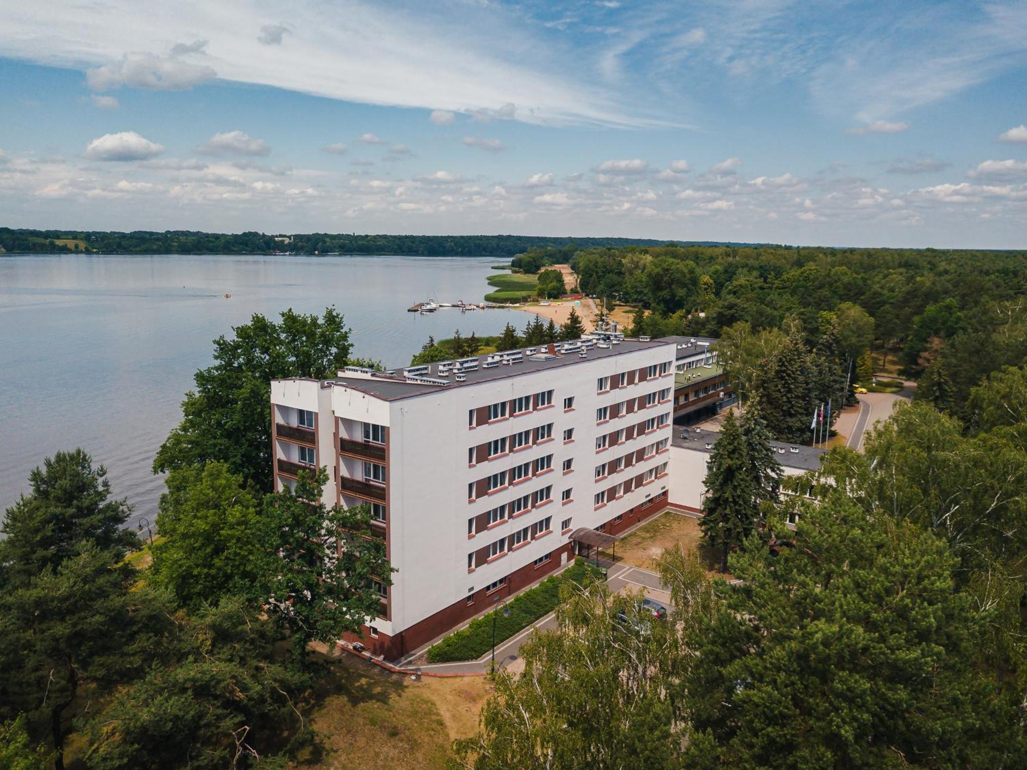 Hotel Rewita Rynia Białobrzegi Esterno foto