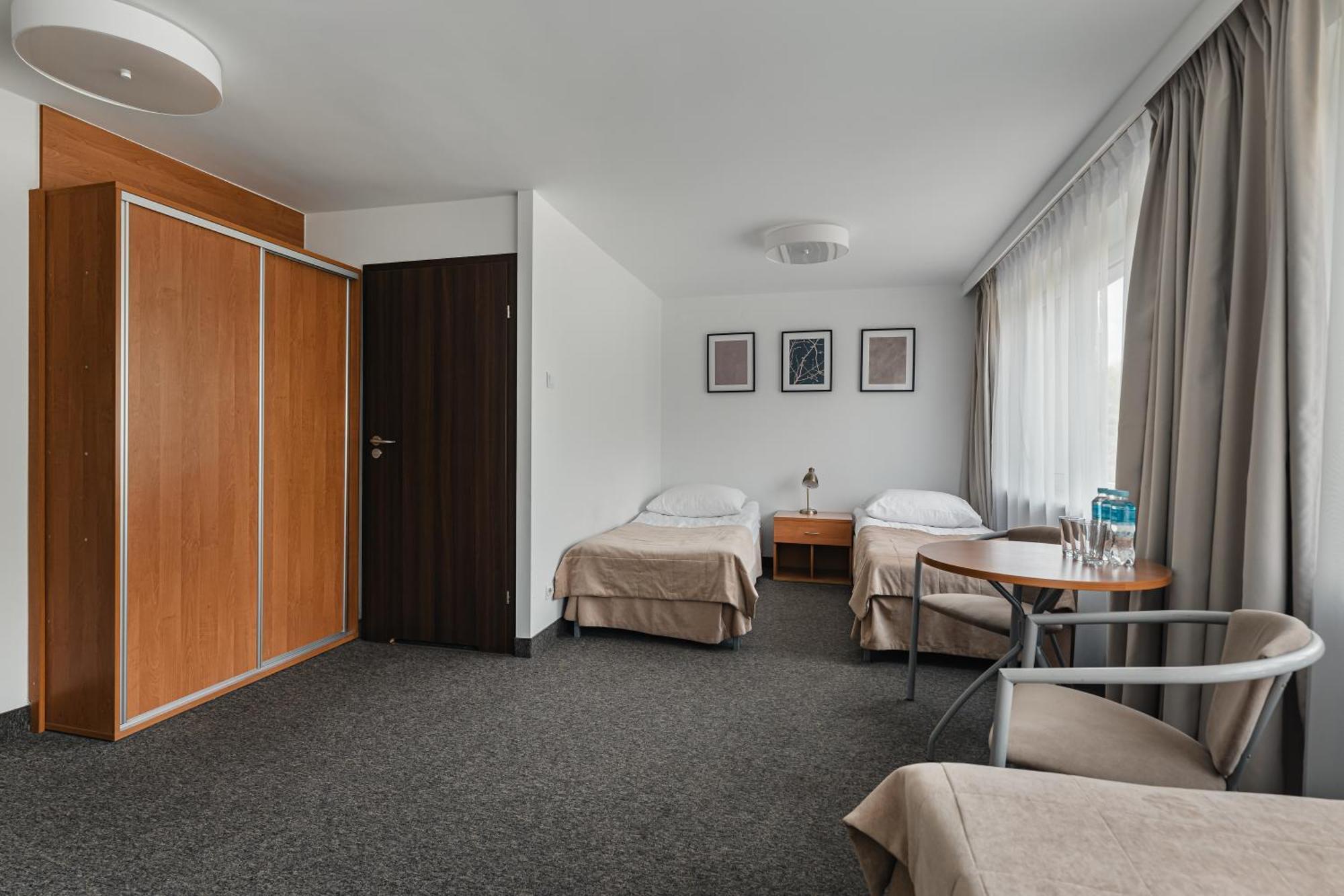 Hotel Rewita Rynia Białobrzegi Esterno foto
