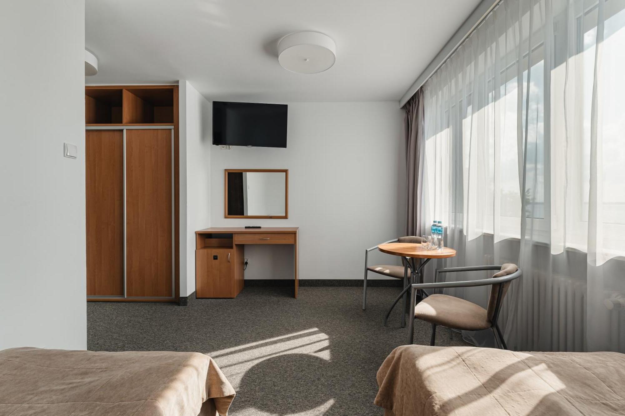 Hotel Rewita Rynia Białobrzegi Esterno foto