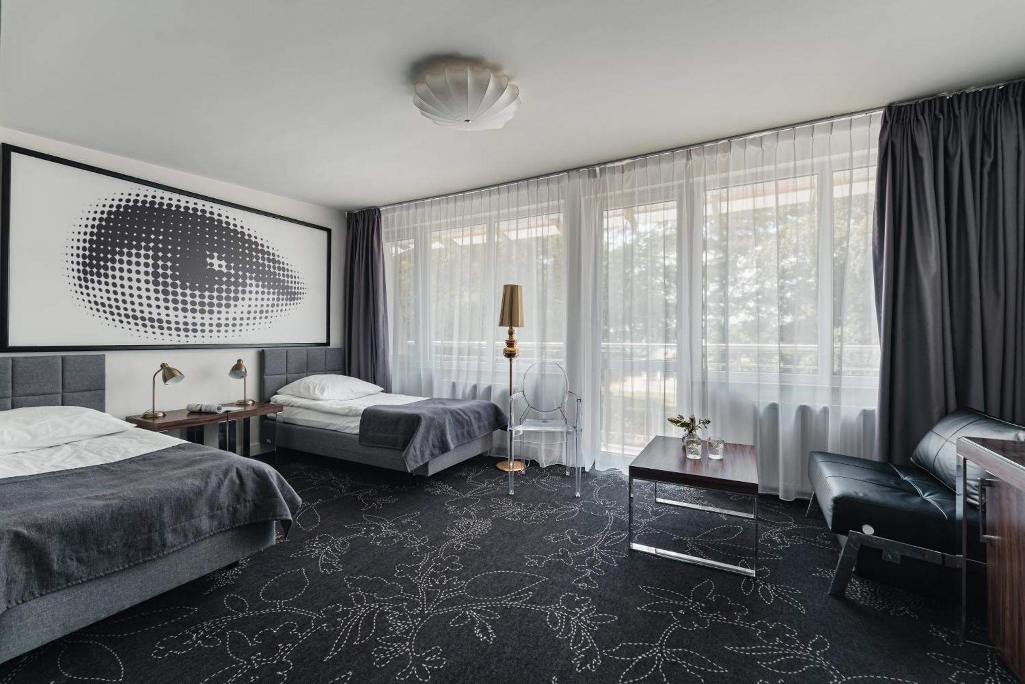 Hotel Rewita Rynia Białobrzegi Esterno foto