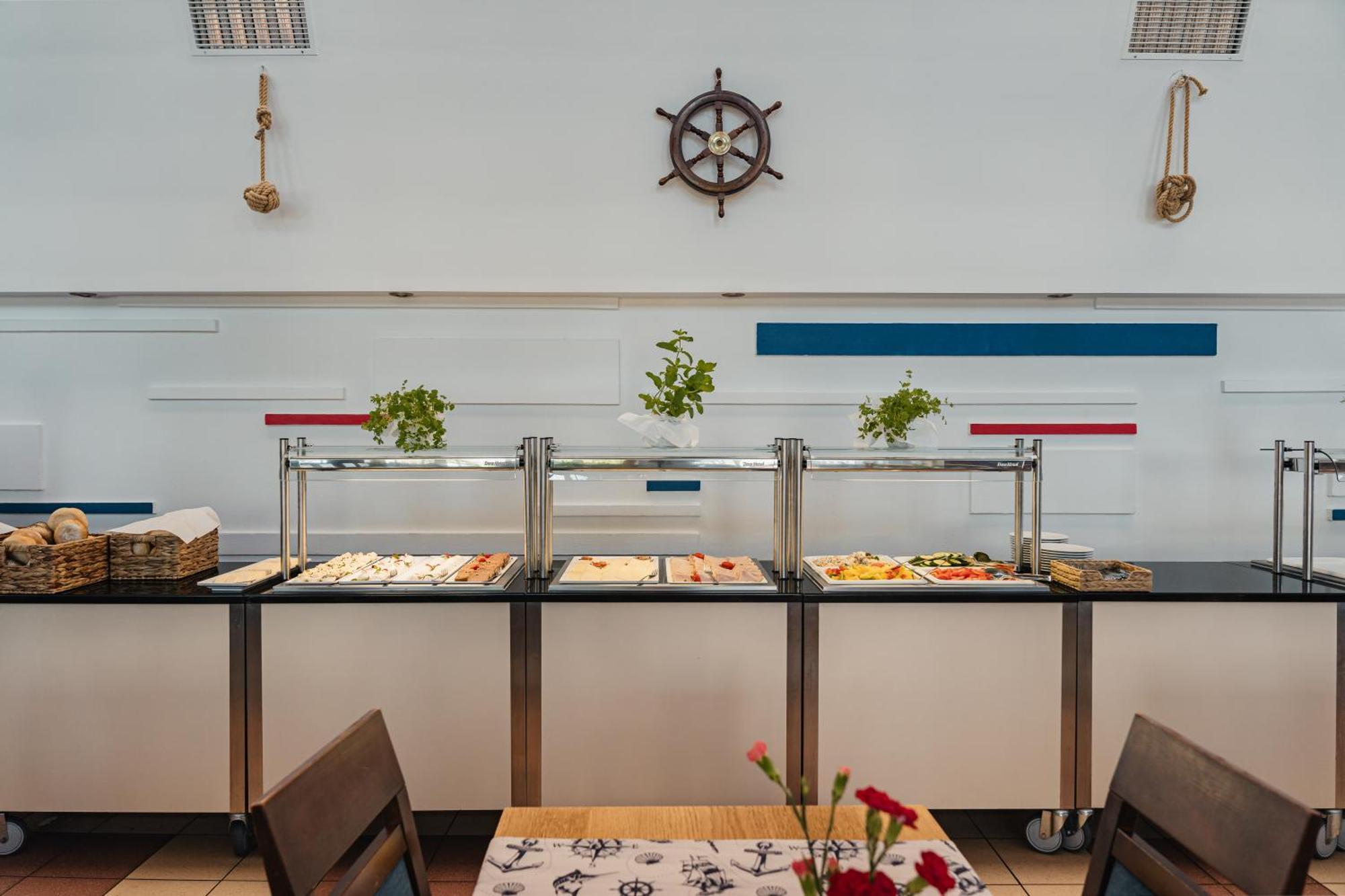 Hotel Rewita Rynia Białobrzegi Esterno foto